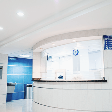 Empfangsbereich in einem Krankenhaus