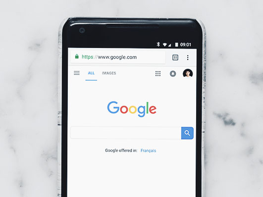 Google search engine on a cell phone