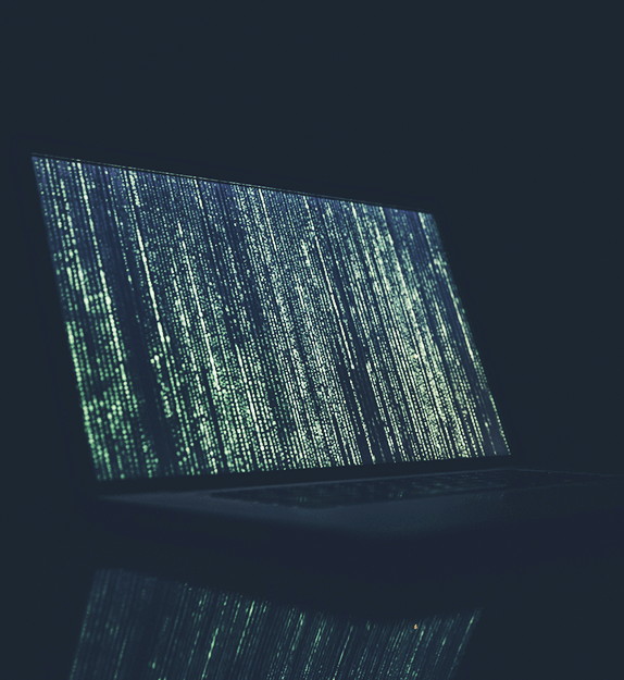 Code auf einem Laptop Bildschirm
