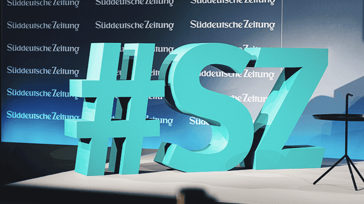 SZ Wirtschaftsgipfe Bühne