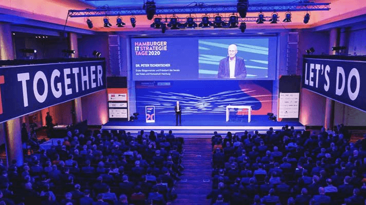 Bühne der Hamburger IT-Strategietage 2020.